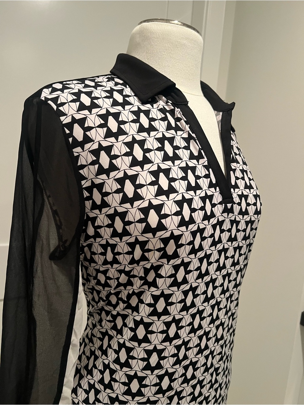 Black & White Geometric Print Sheer Sleeve Polo Dress
